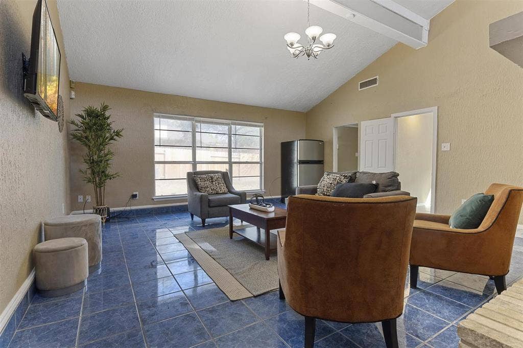 1 BR in San Antonio