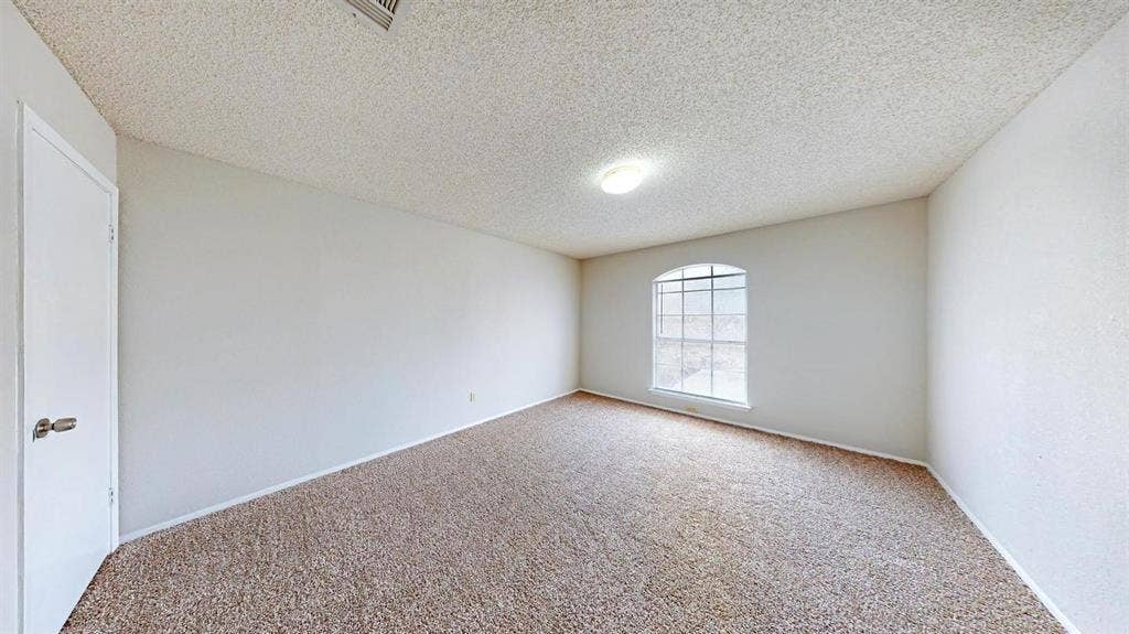 1 BR in Pflugerville