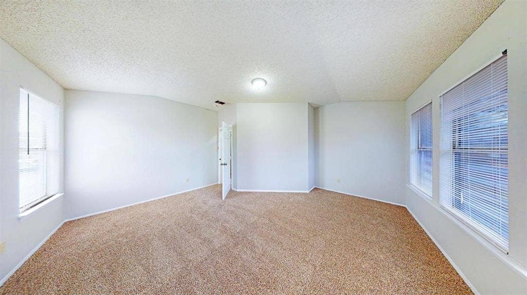 1 BR in Pflugerville