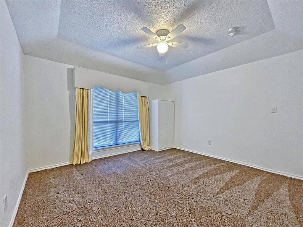 1 BR in Arlington