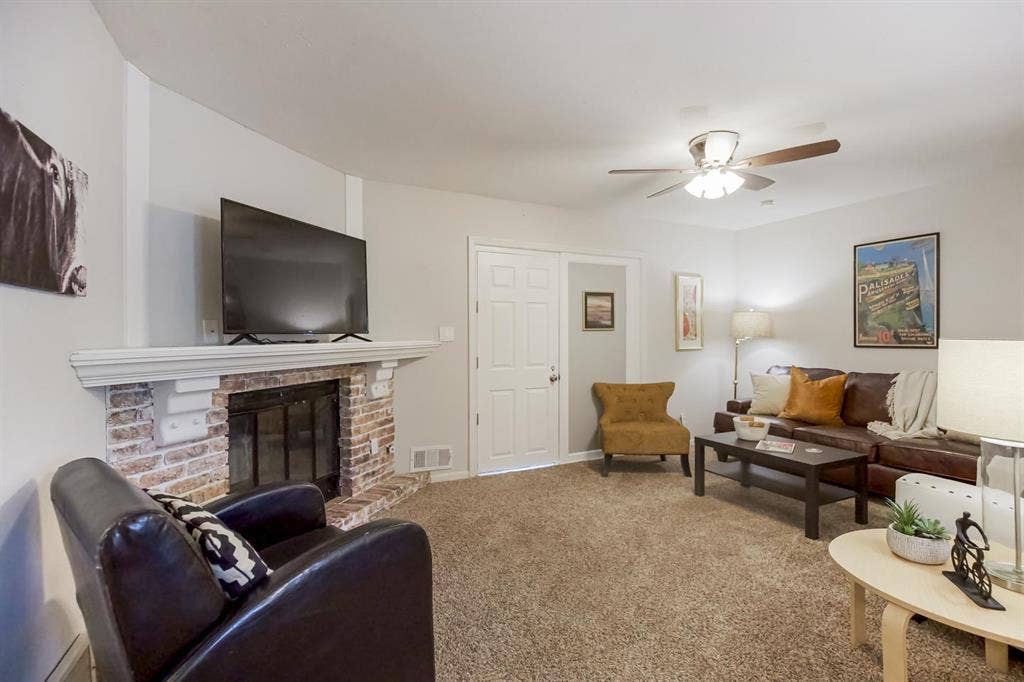 1 BR in Lee's Summit