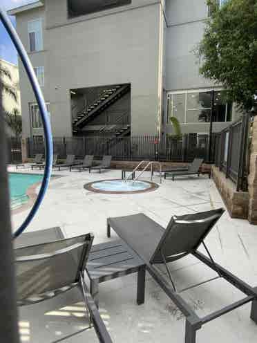 Looking for Great Roommates !