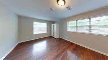 1 BR in Benbrook