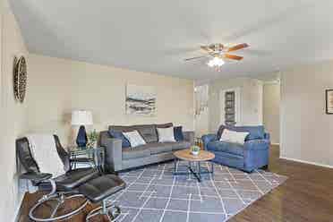 1 BR in Benbrook