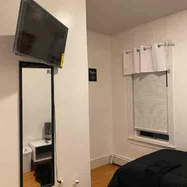 Small Room Utilites+Wifi+Furnished