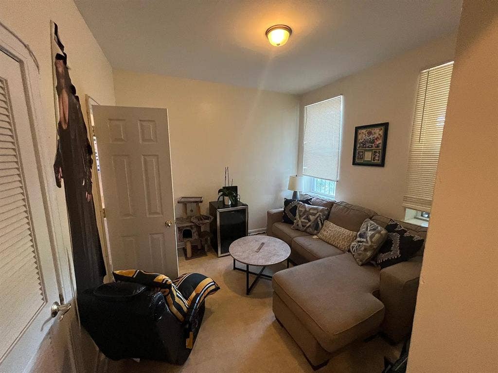 Spacious One-Bedroom For Rent