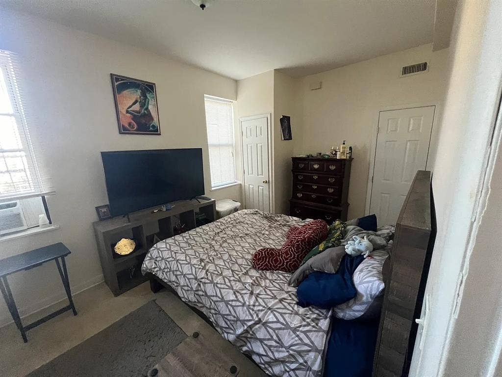 Spacious One-Bedroom For Rent