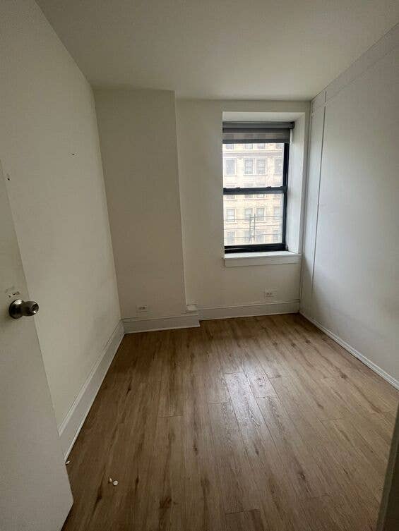 🥹Spacious Room in Midtown South🥹