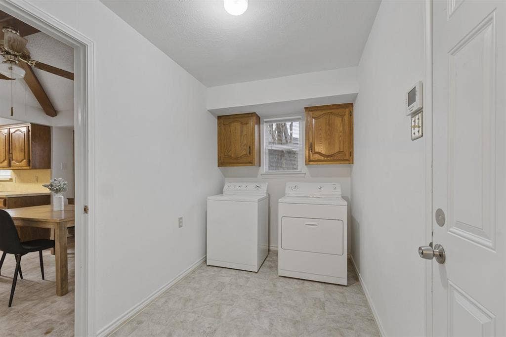 1 BR in DeSoto