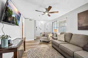 1 BR in Garland