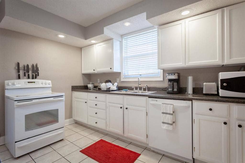 1 BR in Kansas City