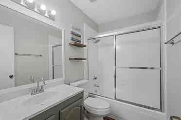 1 BR in Arlington