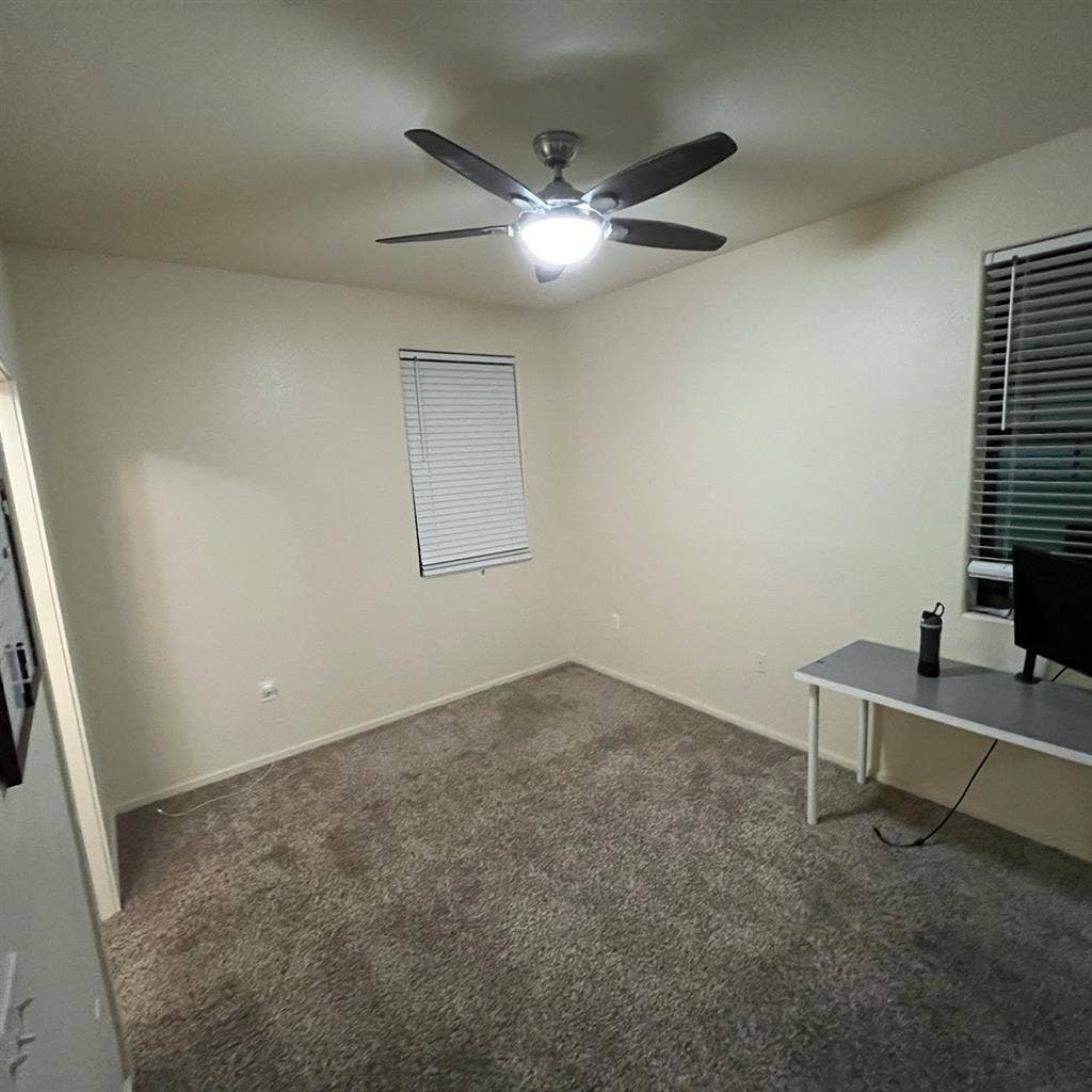 Room in a Townhouse in Phoenix