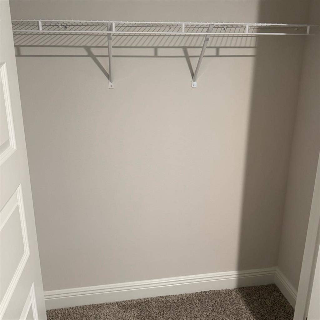 Room for Rent in Pensacola, FL