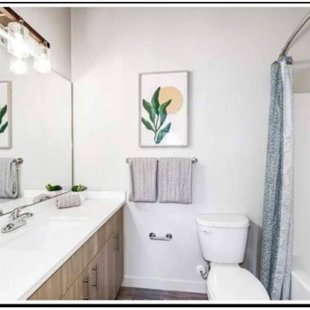 Renting private bedroombathroom