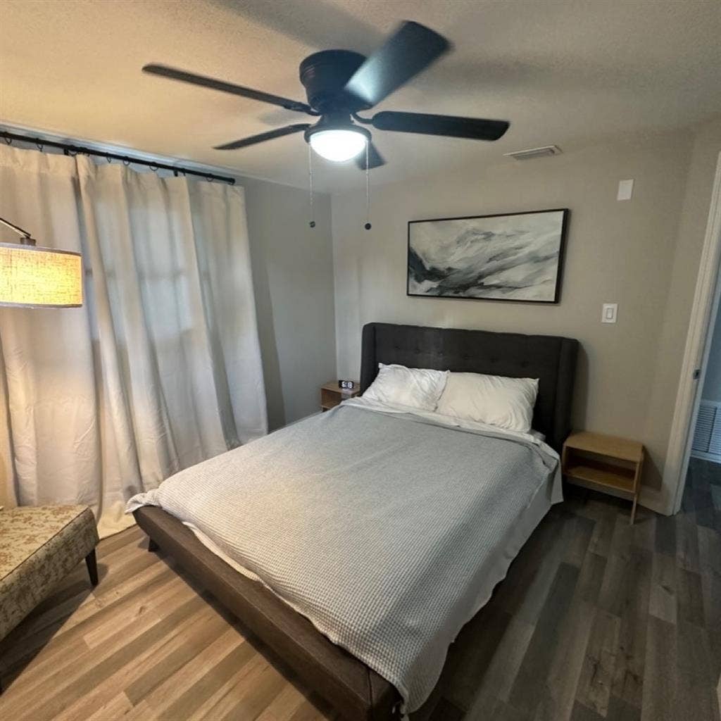 Room for rent in Largo