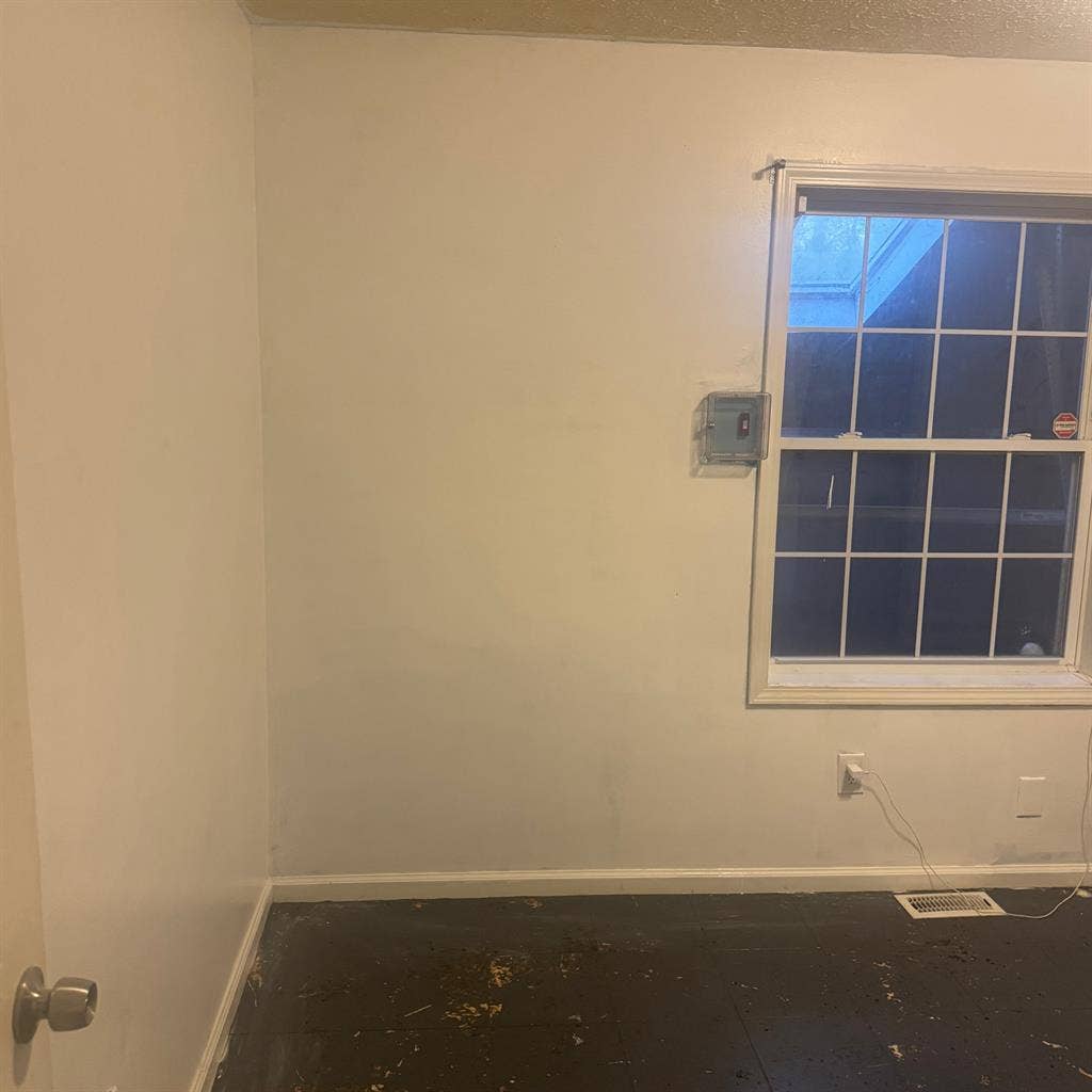 Room For Rent W/ Utilities