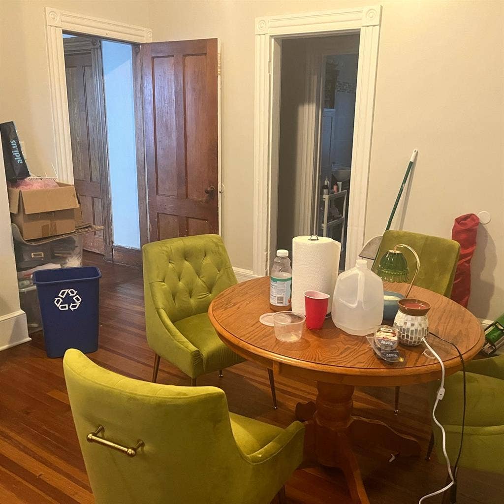 Room for $ for January move in