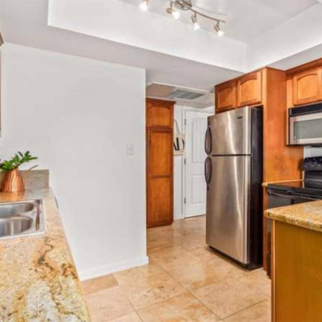 Furnished Phoenix Townhome