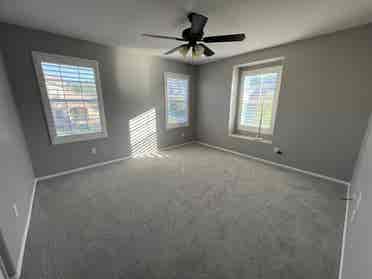 Multiple rooms for rent in corona