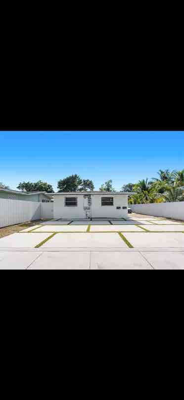 Cozy room for rent near wynwood