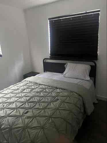 Cozy room for rent near wynwood