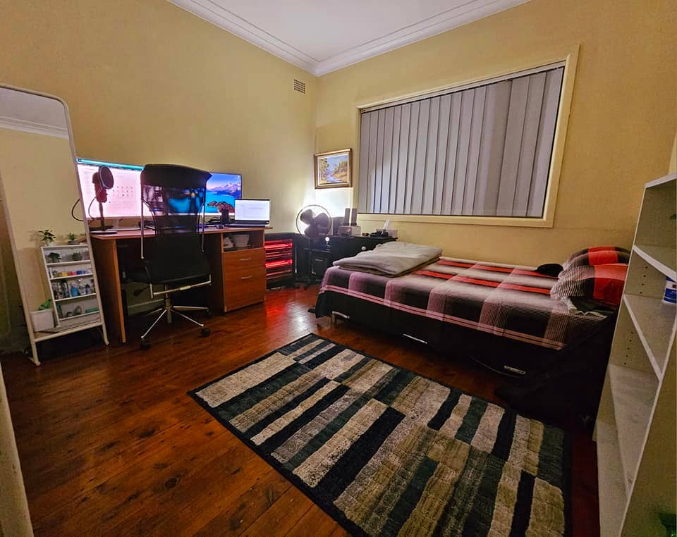 Large Bedroom For Rent (Furnished)