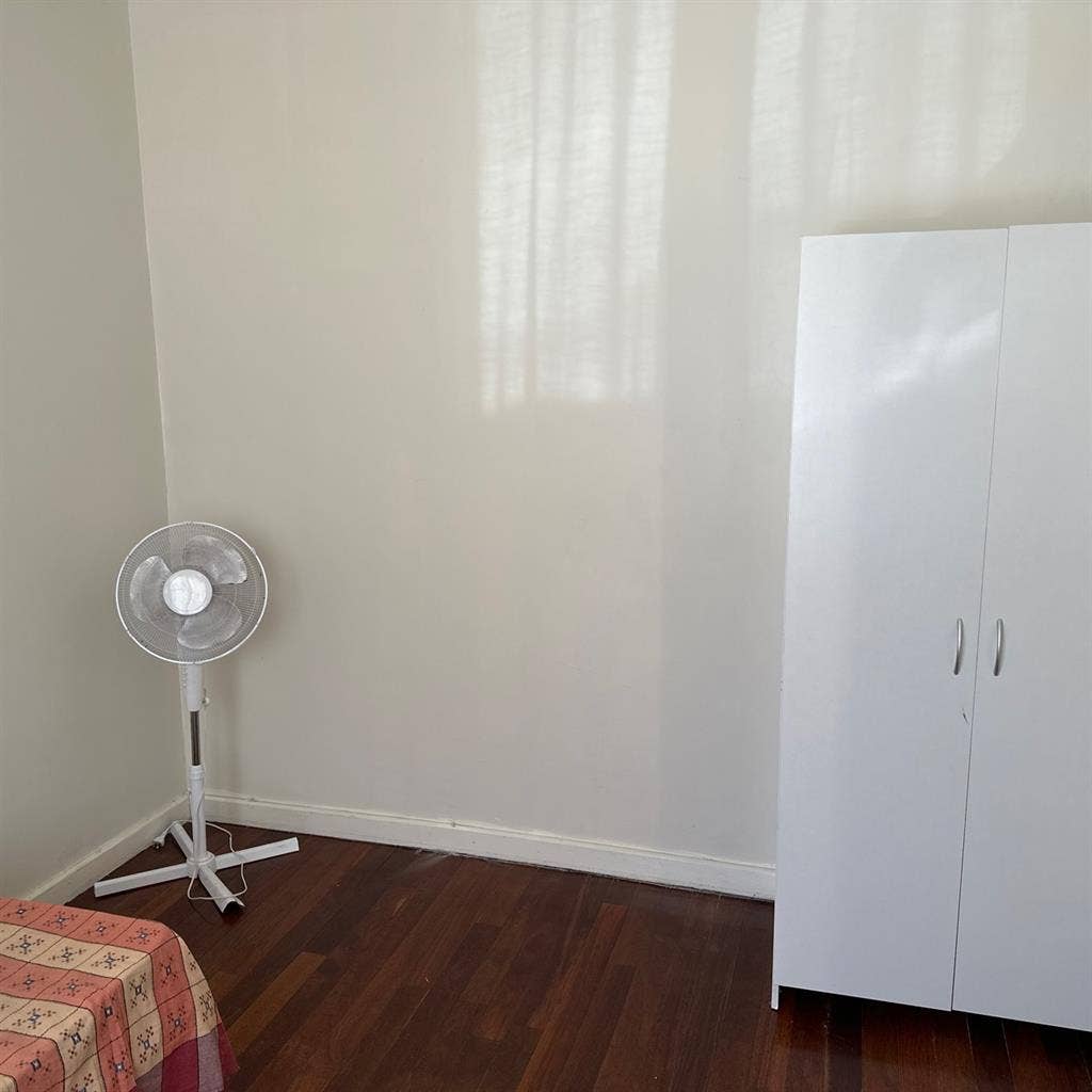 Room available near fremantle