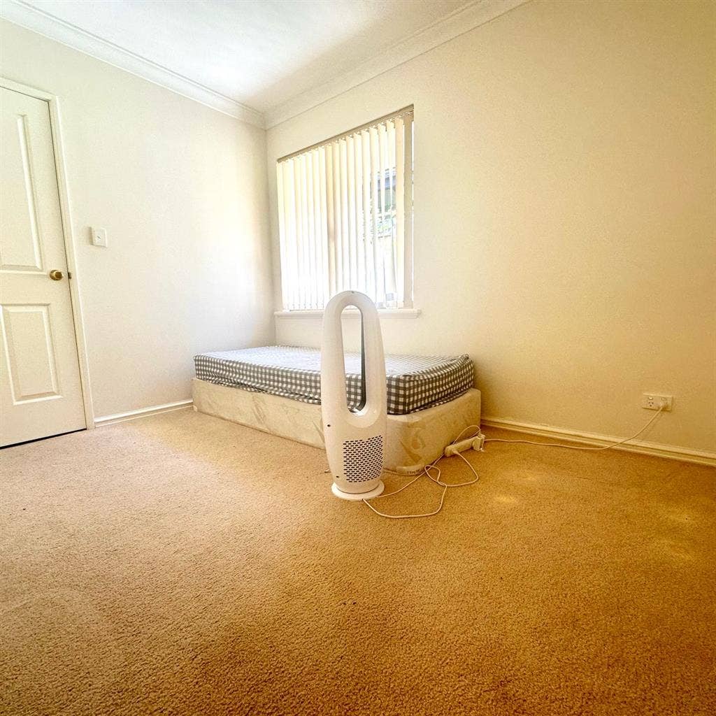 Furnished room for rent