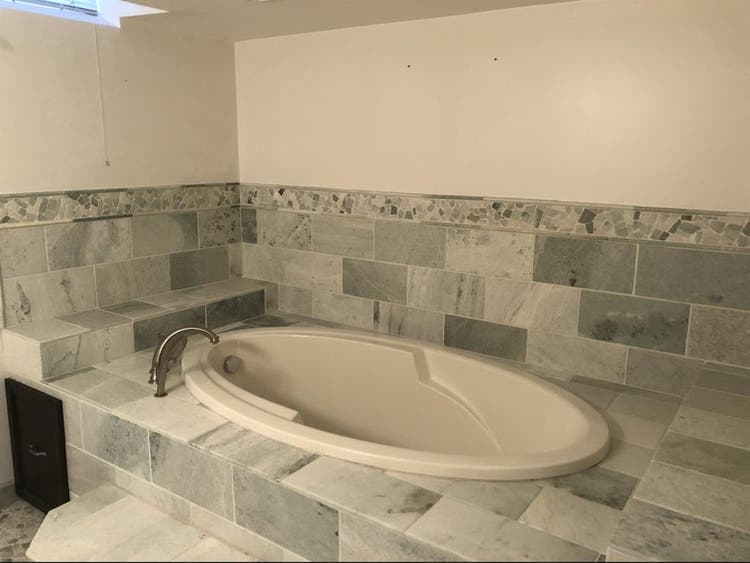 Room for rent in Lake Orion