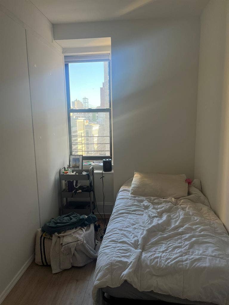 ✨Rare Deal Available Midtown South✨