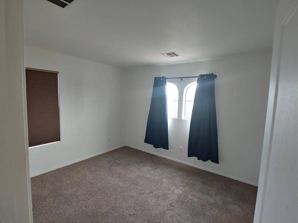 2 Bedrooms for Rent - Utilities Inc