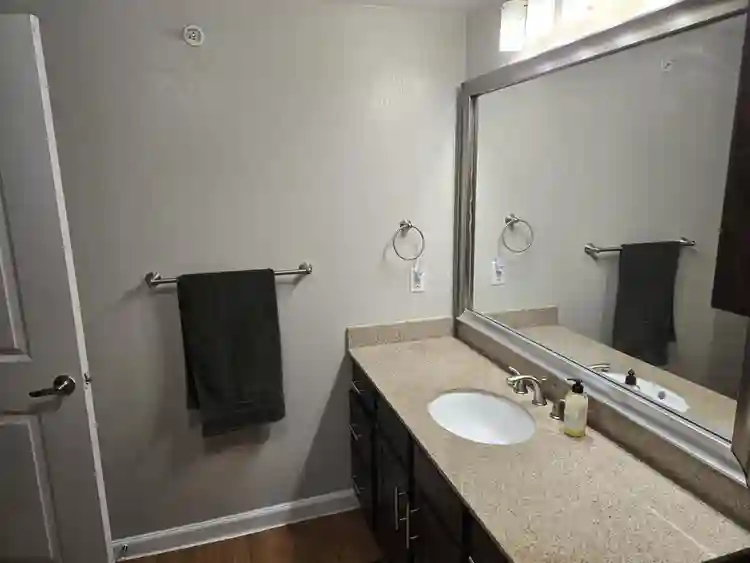 Private room with bathroom