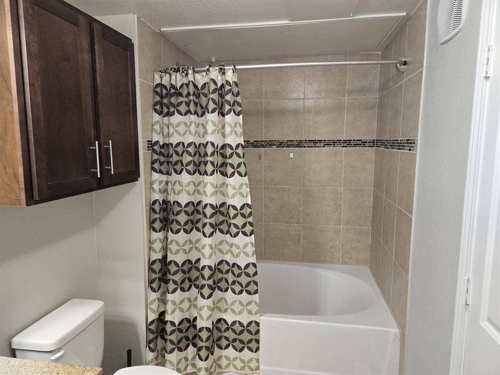 Private room with bathroom