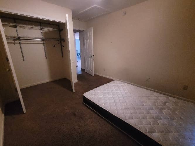 Room at Dobson and Main, Mesa