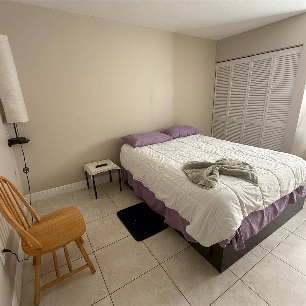 Room for rent near Sawgrass Mall