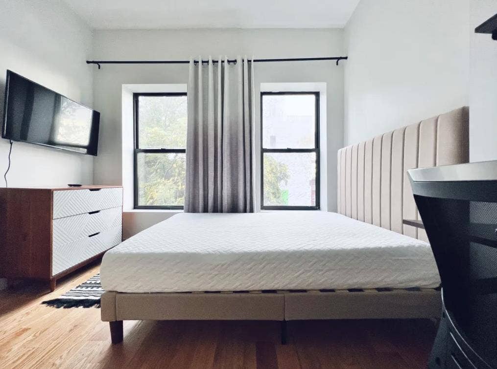 Furnished Room in Bedstuy