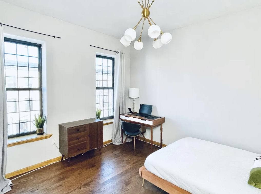 Furnished Room in Crown Heights