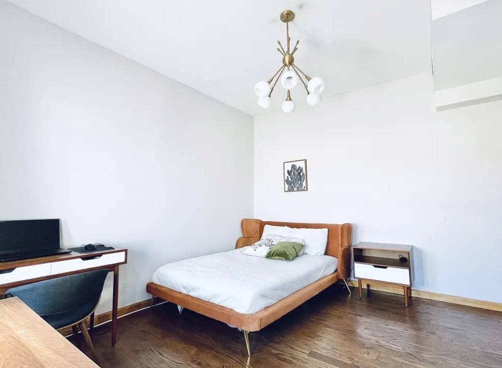 Furnished Room in Crown Heights