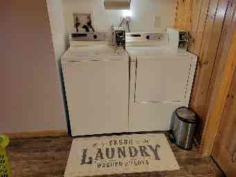 LAKE PROPERTY FURNISH ROOM
