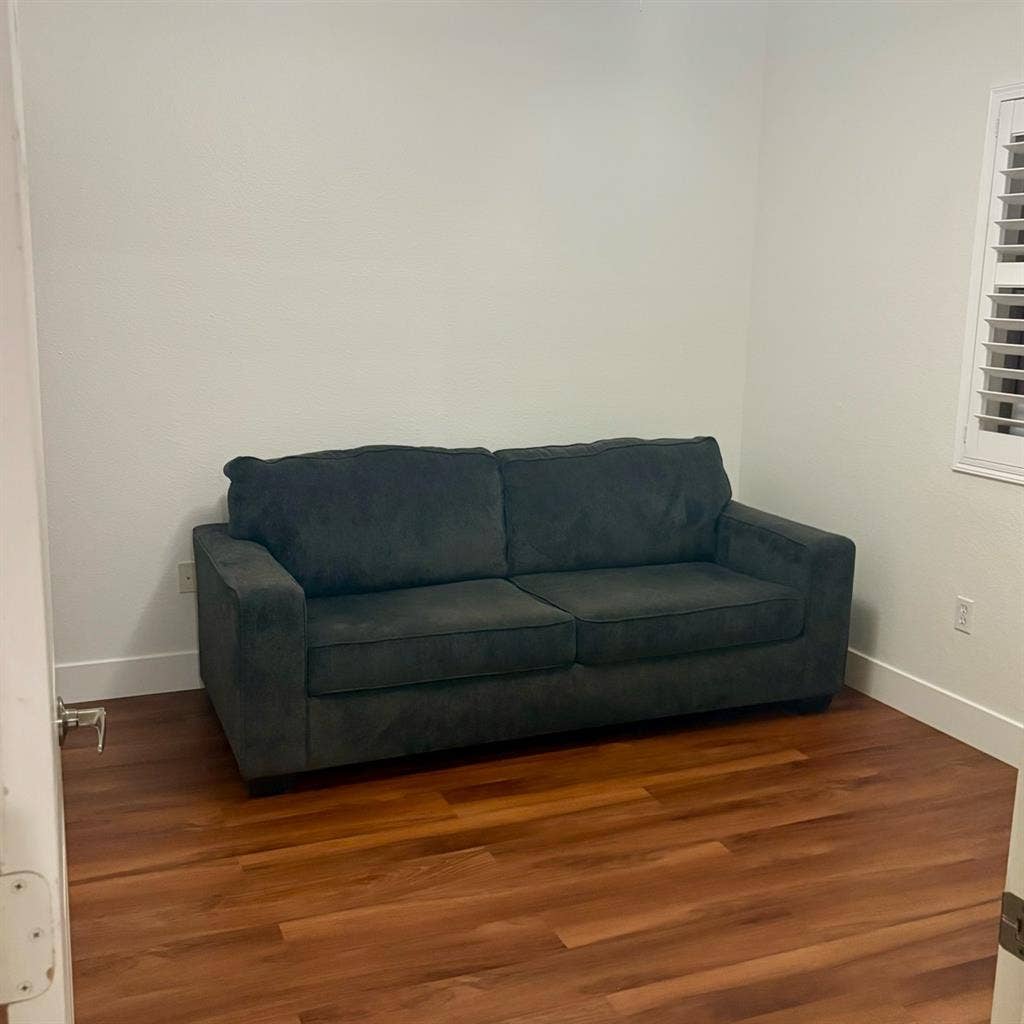 Private Room in Central Phoenix