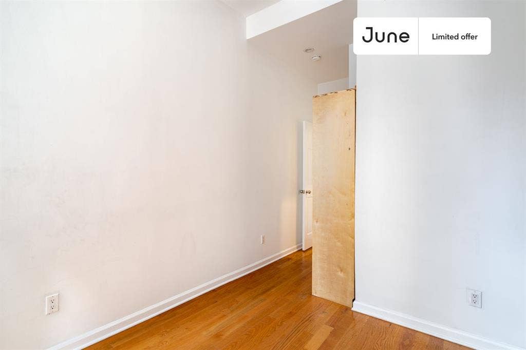 4 BR in New York City