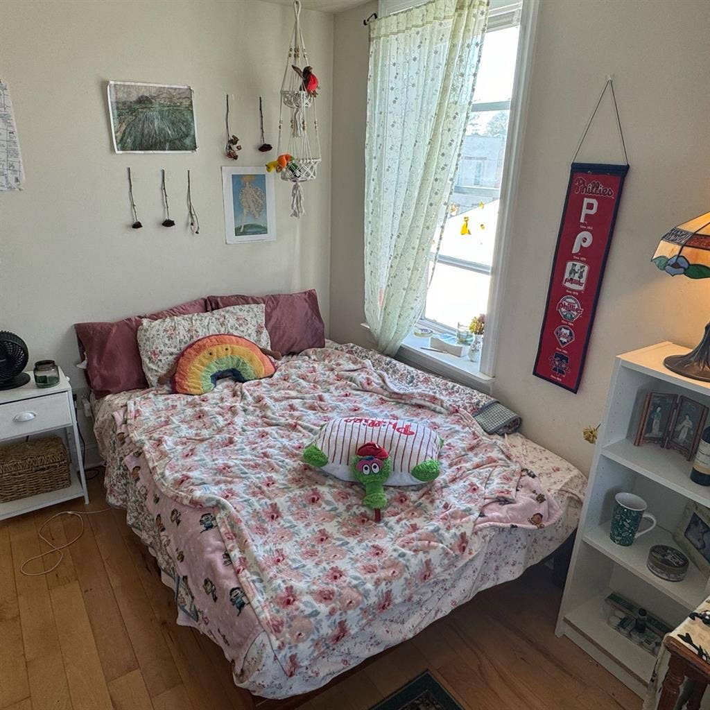 SUBLET FOR UNIVERSITY CITY!