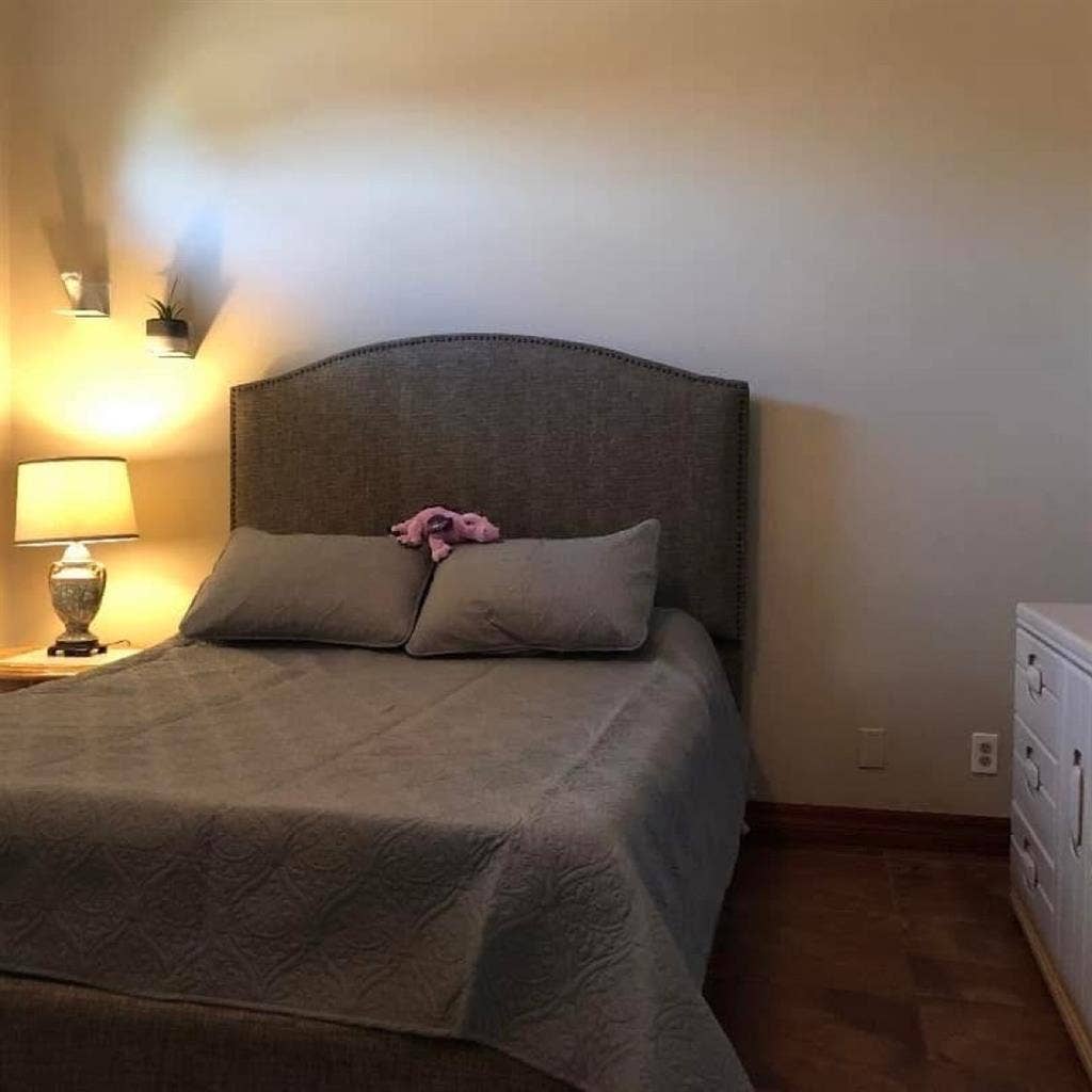 Bedroom for one year rent agreement