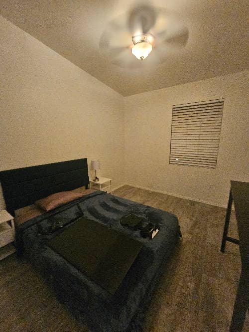 Looking for a roommate to my place