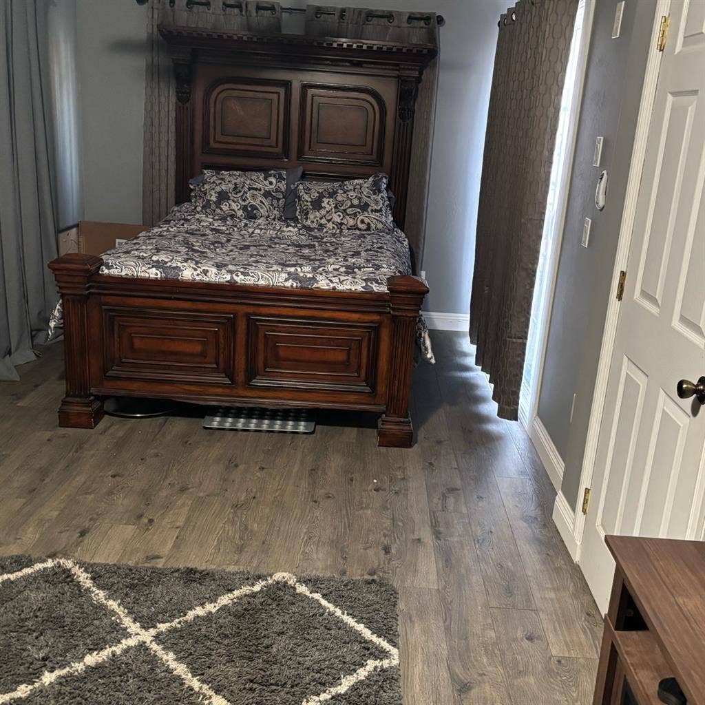 Big bedroom for rent