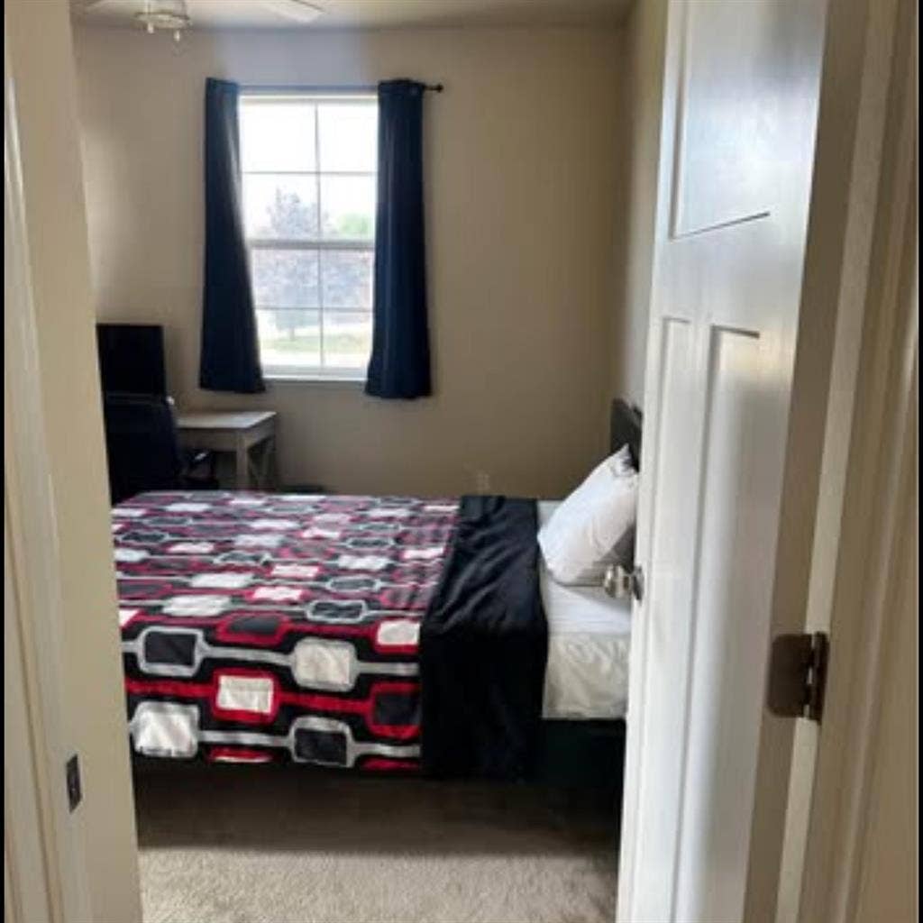 Room & Private BR for Rent