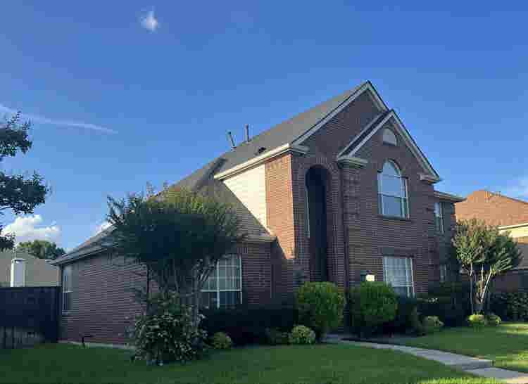 Beautiful room for rent 
plano west