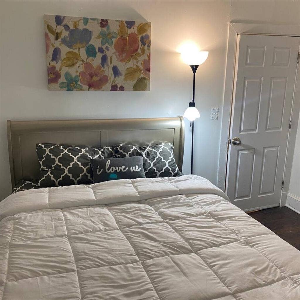 Clean Respectful roommate wanted