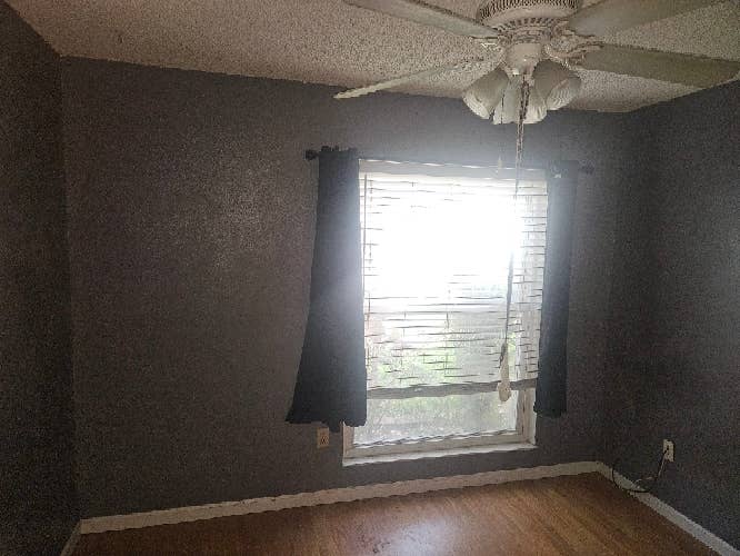 Room for rent! In Valrico